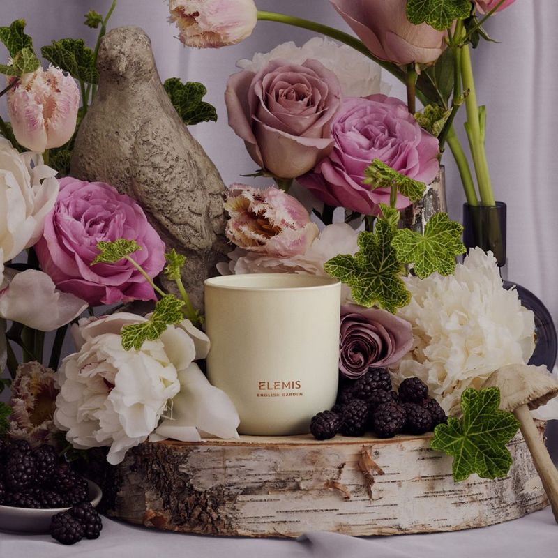Elemis English Garden Candle 48timer